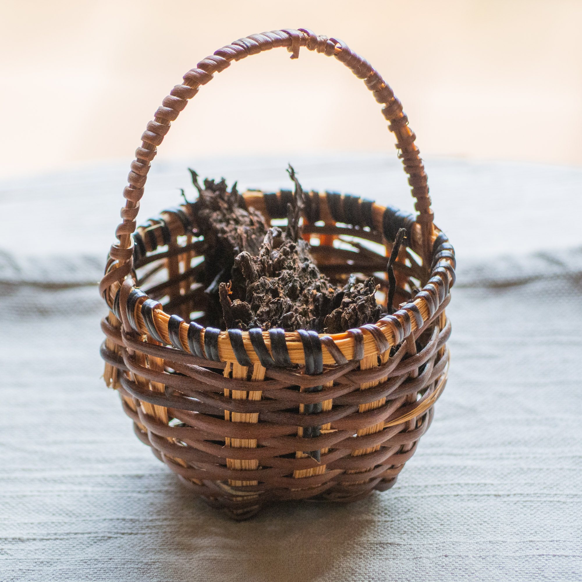 Thé Pu-erh Sauvage Cuit Millésime 2017 en Tablette | Thé Du Vietnam Thé Pu-erh Sauvage Cuit Millésime 2017 en Tablette – Image 2
