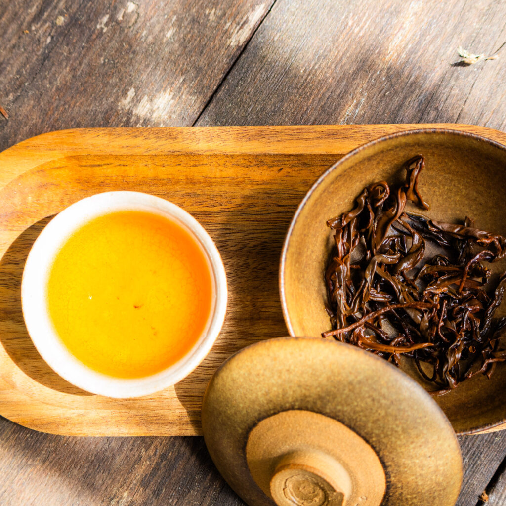 Thé Oolong Noir THANH TÂM ĐEN Allongé Cueillette de Printemps 2023