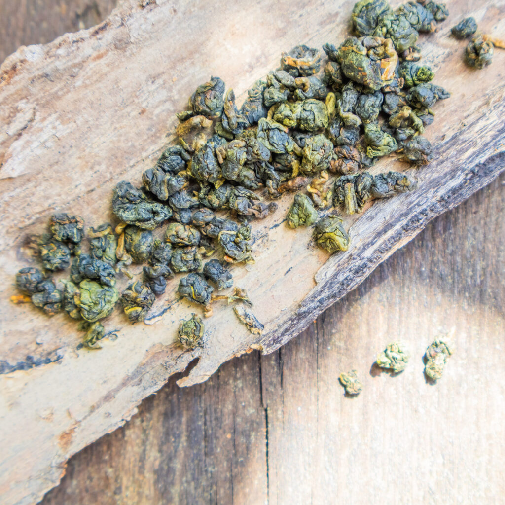 Thé Oolong Vert THANH TÂM XANH Cueillette d'Automne 2024 | Thé Du Vietnam Thé Oolong Vert THANH TÂM XANH Cueillette d’Automne 2024