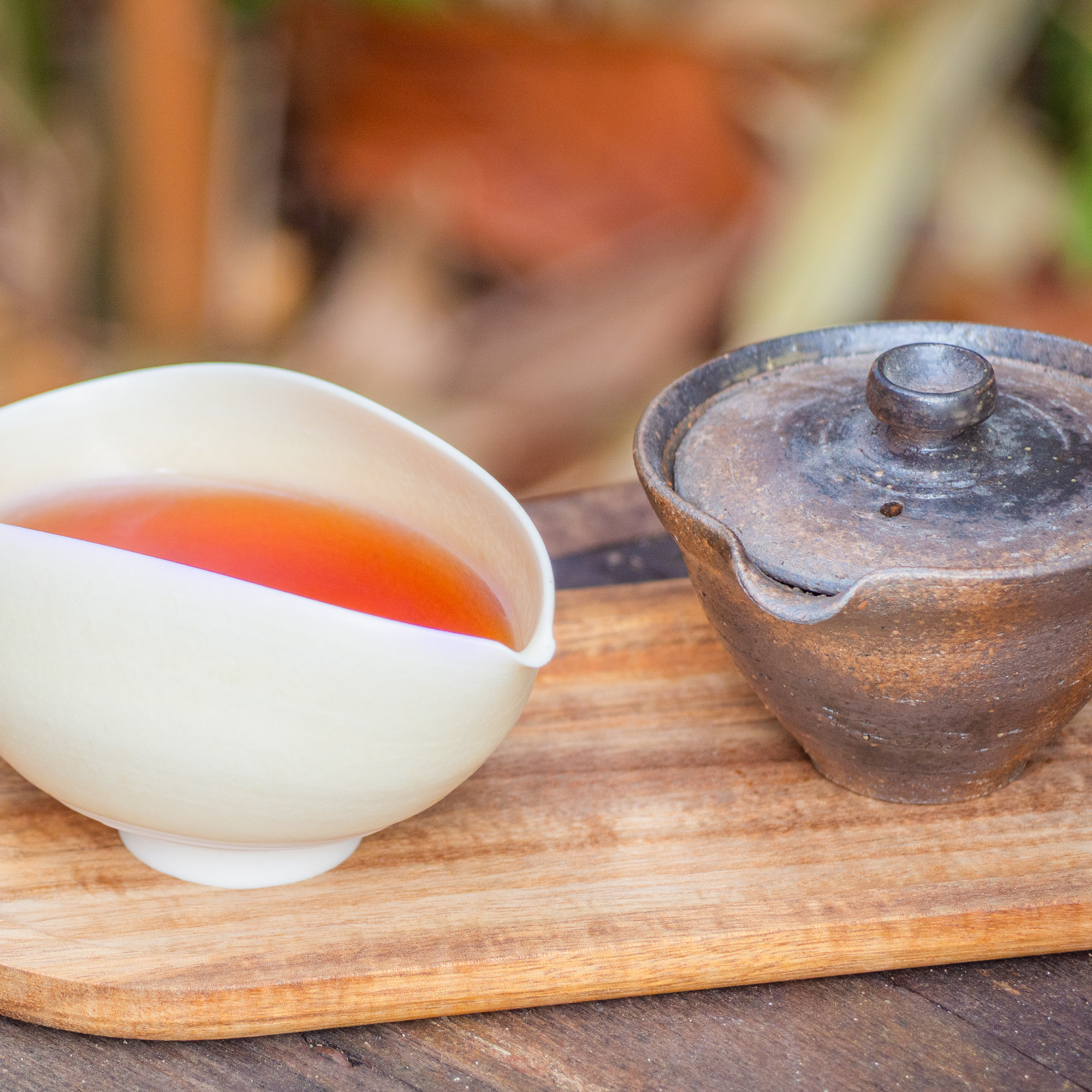 Thé Pu-erh Sauvage Cuit Millésime 2017 Fumé dans du Bambou | Thé Du Vietnam Thé Pu-erh Sauvage Cuit Millésime 2017 Fumé dans du Bambou – Image 9