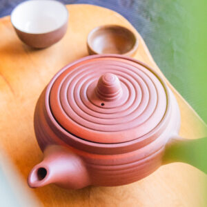 Théière en terre cuite traditionnelle de style Japonais (230 ml)
